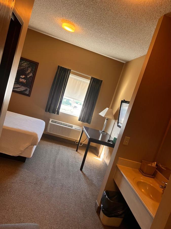 Ambridge Inn Extérieur photo